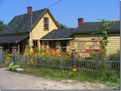 mno country store exterior