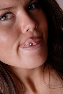 Tongue Piercing Small