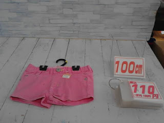 中古品　子供服　１００ｃｍ　ピンク　ショートパンツ　１１０円