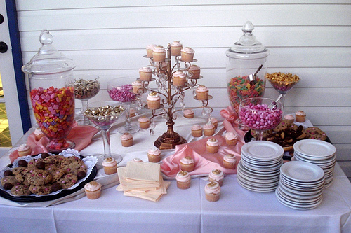 sweet things dessert tables