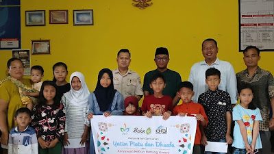 Ratusan Anak Yatim dan Kaum Dhuafa Terima Bansos PTPN I Regional 7 Kebun Betung Krawo