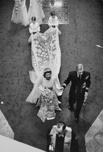 queen elizabeth 2 wedding day. queen elizabeth 2 wedding day.