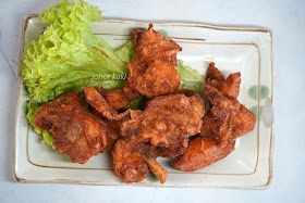 Har-Cheong-Gai-Prawn-Paste-Chicken