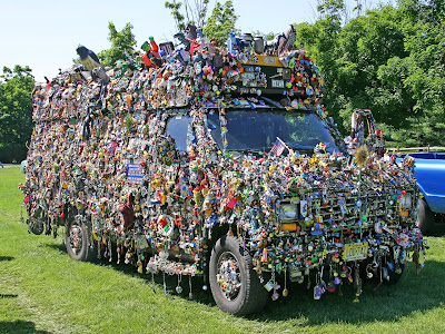 The Real Wow Bus Art Car