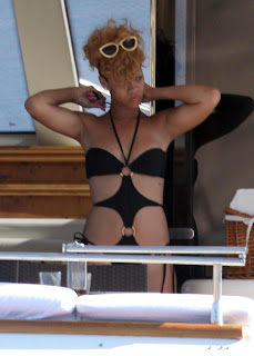 Rihanna In Sexy Black Bikini
