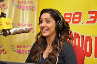 Cute Indian Radio Jockey PICs, Lovey Indian  Radio Jokey Photo