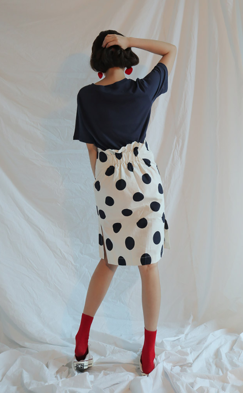 Off-Center Vent Polka Dot Print Skirt