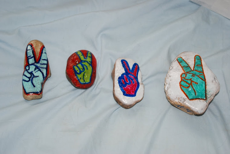 PEACE ROCKS