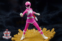 Lightning Collection Mighty Morphin Pink Ranger & Zeo Pink Ranger 26