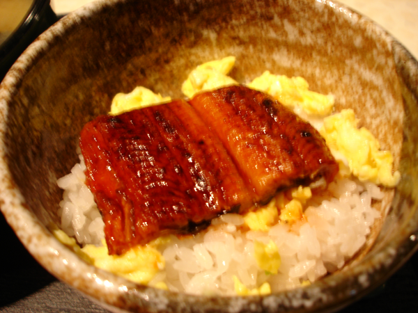 鰻魚蓋飯