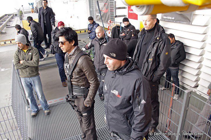 Shah Rukh Khan  The King Khan On The Set Of Don  Movies In Berlin Base Jump show stills