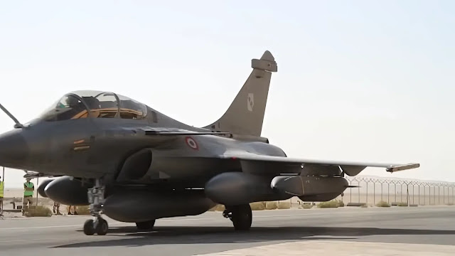 Dassault Rafale на взлетной полосе