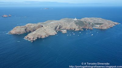 Arquipélago das Berlengas - Berlenga Grande, Estelas e Farilhões