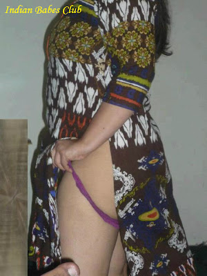 Indian house wife hot ass and boobs
