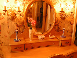 beautiful, simple, elegant dressing tables, bedroom interiors images, pictures,2012,2013