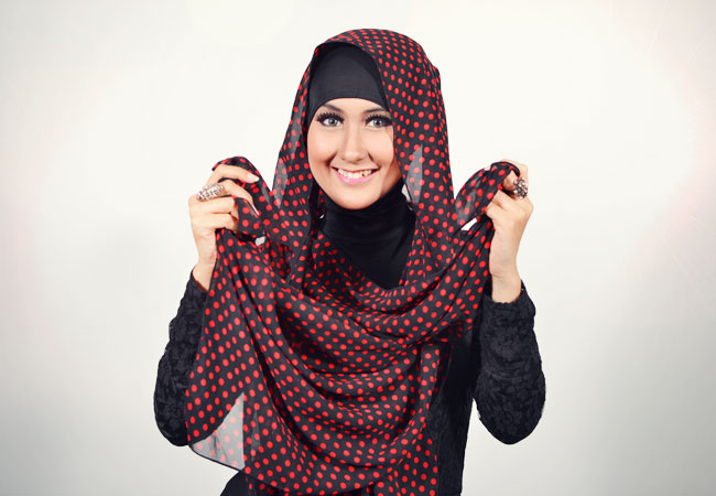 Cara Memakai Jilbab Pashmina Dengan Headband