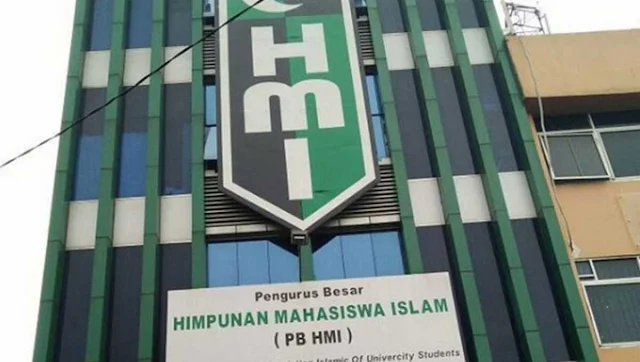 HMI Nilai SKB Seragam Sekolah Menghilangkan Kebebasan Daerah