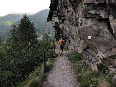 Trail 411 from Pianezza to the Gleno Dam.