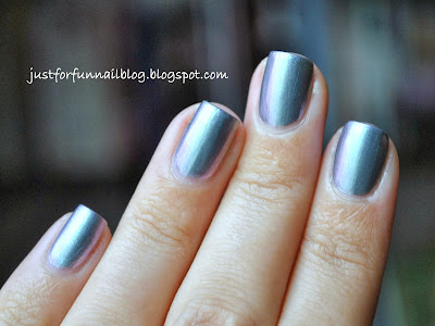 Pupa - Iridescent Silver (001) Swatch - From Cosmic Beauty Fall Collection