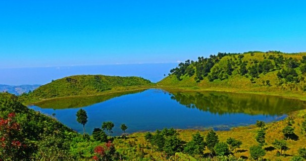  Telaga Sidringotempat-wisata-di-Batang