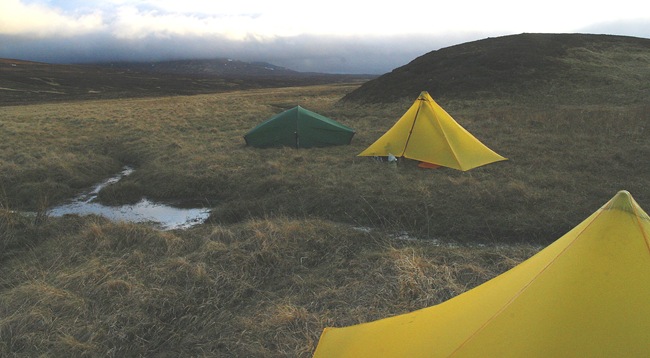 ANDY'S PIC OF OUR SHELTERED SPOT ON THE GELDIE