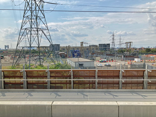Barking Riverside Viewing Platform 1