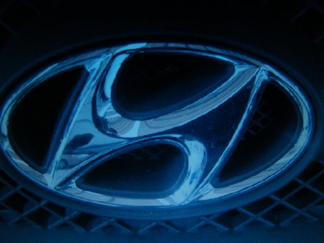 hyundai logo