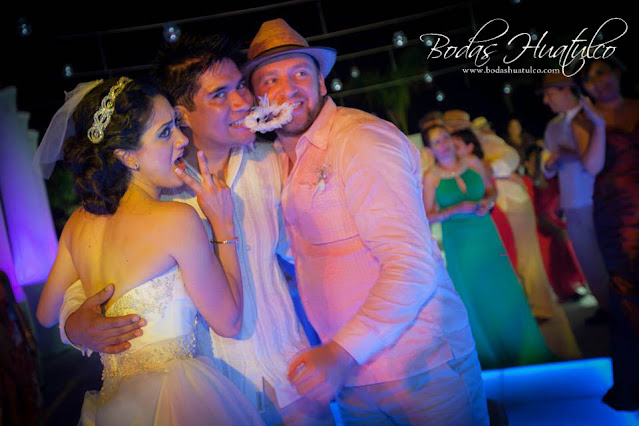 boda en playa, beach wedding, Oaxaca, México, Bodas Huatulco, Wedding Planner