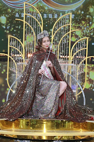 Model Denice Lam (林鈺洧 Lín yù wěi) was crowned the winner in the Miss Hong Kong 2022 beauty pageant at the Hong Kong Coliseum yesterday (Sept 25).