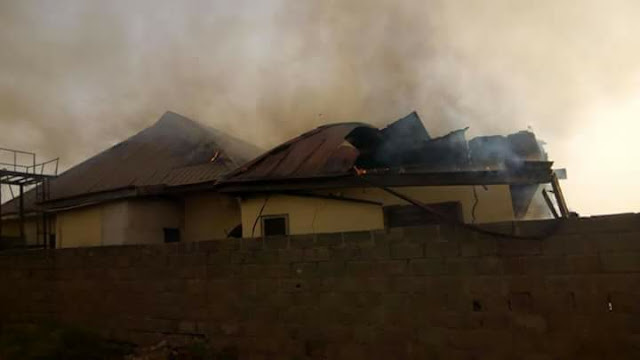 Omg! Fire Burned Down Houses In Zaria Early This Morning