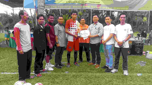 Camat Lawang Kidul Menutup Turnamen Bola Futsal Antar Kampung Desa Darmo