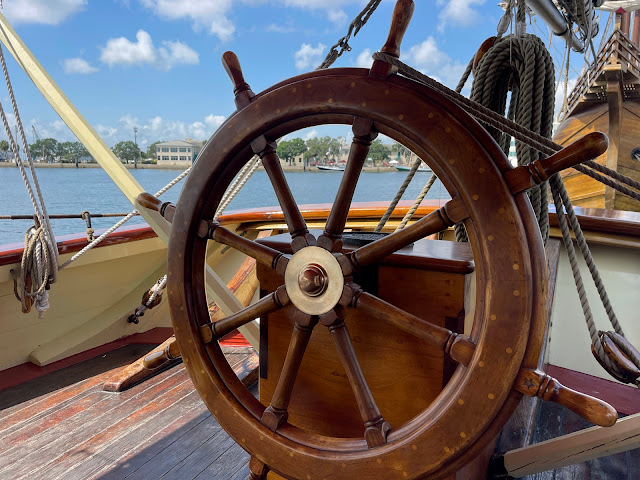Pride of Baltimore II wheel