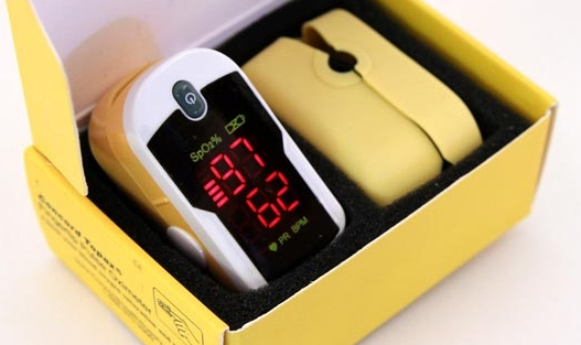 Concord Topaz Digital Finger Pulse Oximeter