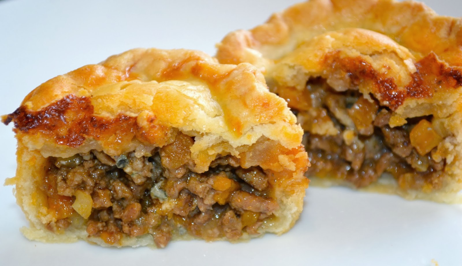 Kitchen Delights: Mince Beef and Stilton Mini Pies - Recipe