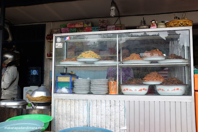 Makan Nasi Angin di Meliling Tabanan Bali