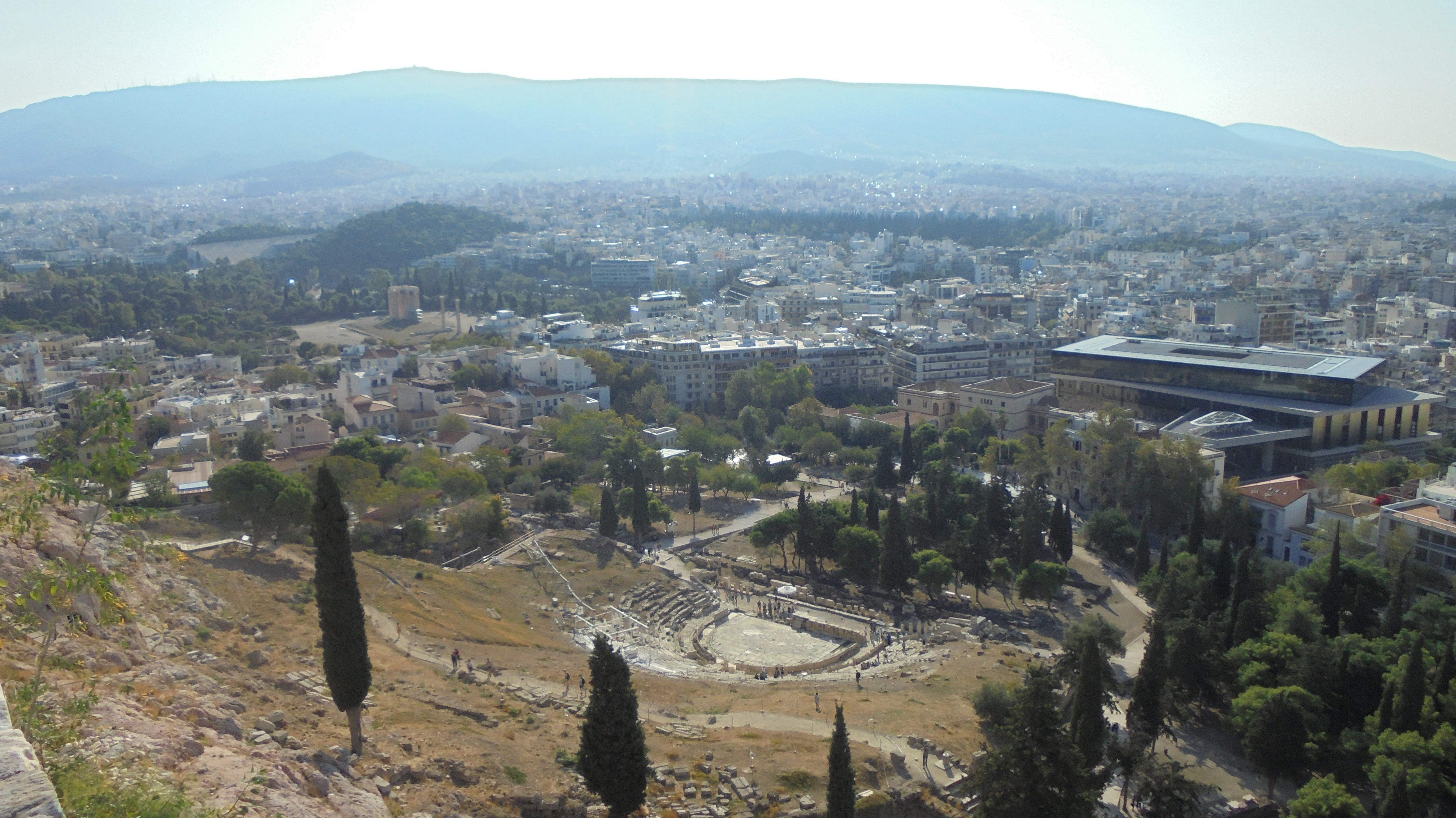 Teatro de Dionisio en la Acrópolis de Atenas (Grecia) (@mibaulviajero)