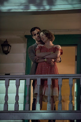 Carrie Coon and Justin Theroux in The Leftovers Season 2