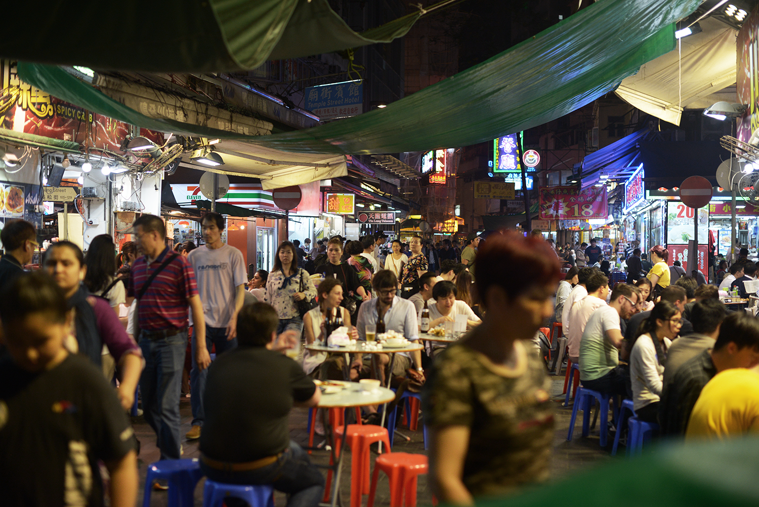 Temple Street Night Market - Hong Kong, China | Night / FOREVERVANNY.com