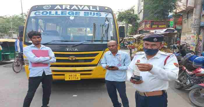 traffic-police-challan-11-bus