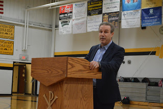 Ken Daniels Visits North