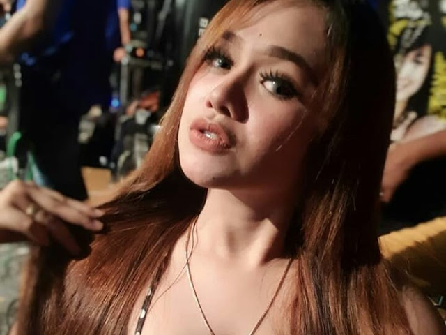 Mama Muda Cantik dan Seksi Mencari Cinta Sejati