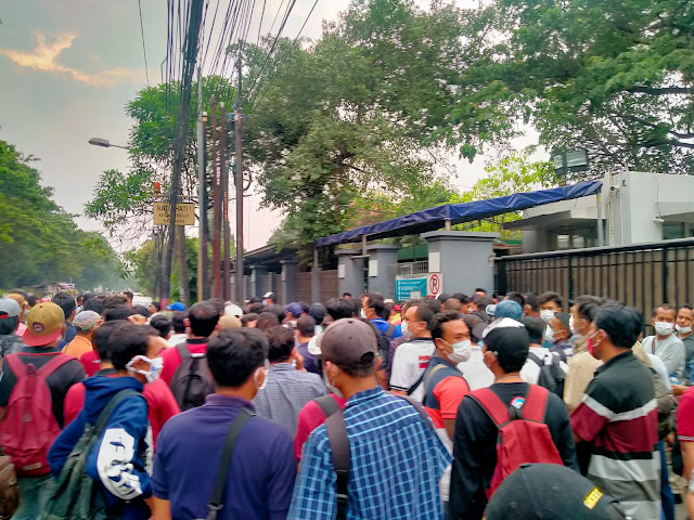 Aliansi Buruh Bekasi Melawan