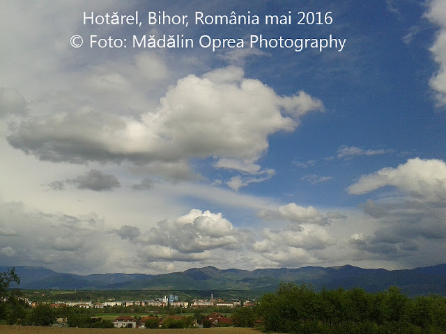 Hotarel, Bihor, Romania mai 2016 ; satul Hotarel comuna Lunca judetul Bihor Romania