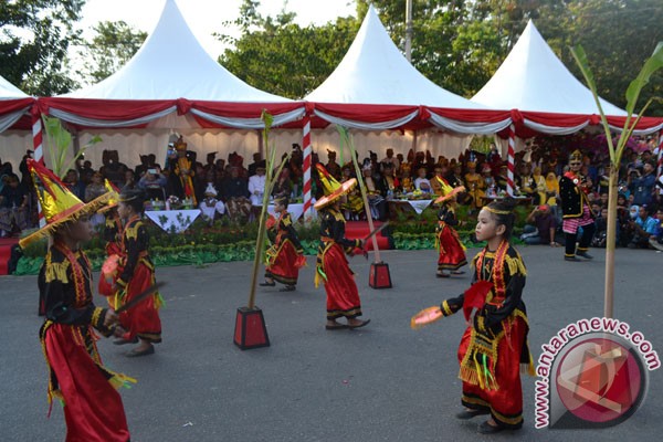 Namanama Tarian tradisional Indonesia dan asal daerahnya