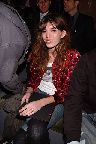 Lou Doillon: LOVE THE JACKET!!!