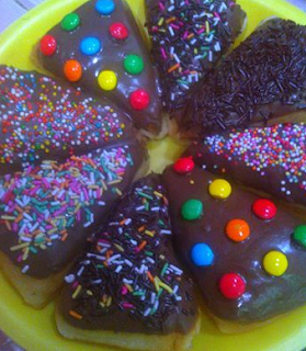 Resep Cara Membuat Pizza Donut Bentuk Segitiga