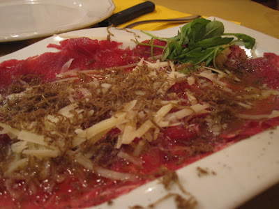 San Miniato, Osteria L'upupa, beef carpaccio white truffle