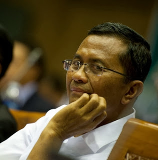 menteri BUMN Dahlan Iskan, harga gas elpiji 12kg naik
