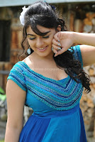 Hansika, hot, cleavage, show