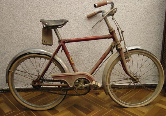 Mi pequeña bici roja